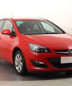 Used Opel Astra 2015 1.4 T 98,069 km | AAA Auto Export