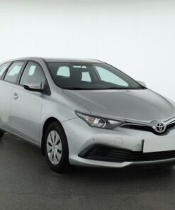 Used Toyota Auris 2017 1.4 D-4D 140,522 km | AAA Auto Export