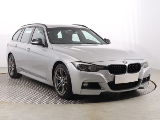 Used BMW 3 2017 318 i 154,610 km | AAA Auto Export