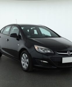 Used Opel Astra 2015 1.4 T 126,339 km | AAA Auto Export