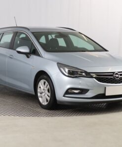 Used Opel Astra 2016 1.4 T 122,450 km | AAA Auto Export