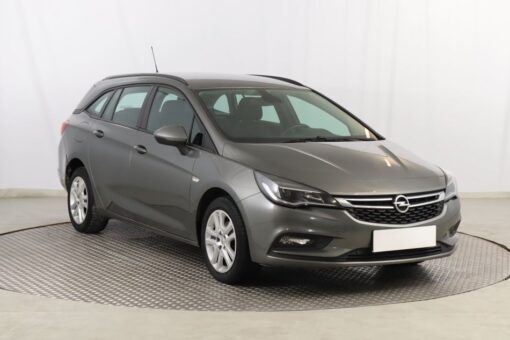 Used Opel Astra 2017 1.4 T 170,325 km | AAA Auto Export