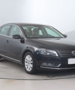 Used Volkswagen Passat 2012 2.0 TDI 227,344 km | AAA Auto Export