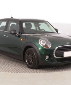 Used MINI 5-door 2018 One D 123,541 km | AAA Auto Export