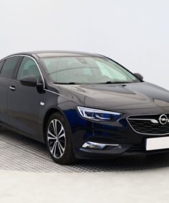 Used Opel Insignia 2018 2.0 BiTurbo CDTI 152,158 km 4x4 | AAA Auto Export