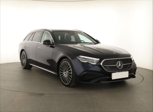 Used Mercedes-Benz E 2024 E 220 d 4MATIC 20,527 km 4x4 | AAA Auto Export