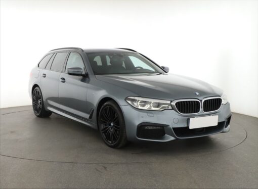 Used BMW 5 2020 530d xDrive 243,826 km 4x4 | AAA Auto Export