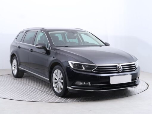Used Volkswagen Passat 2018 2.0 TDI 134,294 km | AAA Auto Export
