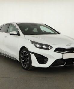 Used Kia ProCeed 2023 1.5 T-GDI MHEV 57,073 km | AAA Auto Export