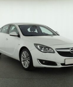 Used Opel Insignia 2015 2.0 CDTI 200,648 km | AAA Auto Export