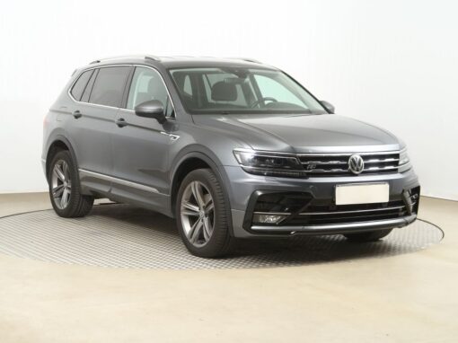 Used Volkswagen Tiguan Allspace 2018 1.4 TSI 126,481 km | AAA Auto Export