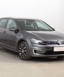 Used Volkswagen e-Golf 2020 32 kWh - 37 Ah 73,141 km | AAA Auto Export