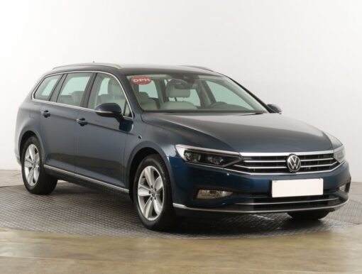 Used Volkswagen Passat 2021 2.0 TDI 165,248 km | AAA Auto Export
