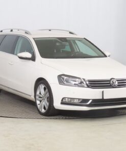 Used Volkswagen Passat 2014 2.0 TDI 310,152 km 4x4 | AAA Auto Export