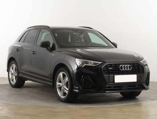 Used Audi Q3 2019 40 TFSI 59,861 km 4x4 | AAA Auto Export