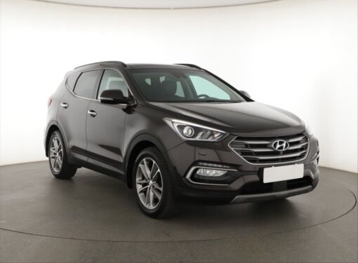 Used Hyundai Santa Fe 2018 2.2 CRDi Blue 115,777 km 4x4 | AAA Auto Export