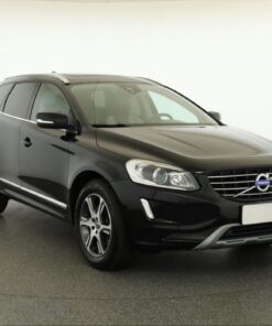 Used Volvo XC60 2015 D3 155,216 km | AAA Auto Export