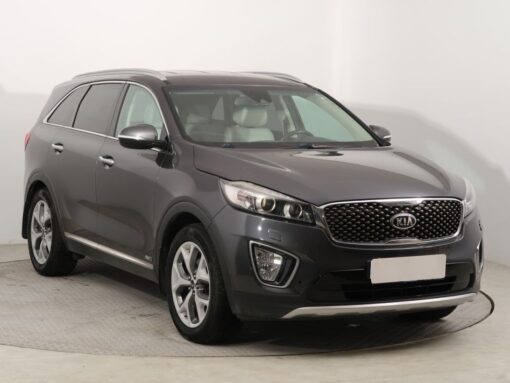 Used Kia Sorento 2016 2.2 CRDi 172,388 km 4x4 | AAA Auto Export