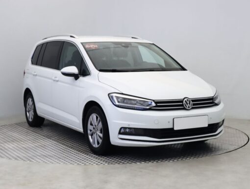 Used Volkswagen Touran 2019 2.0 TDI 198,908 km | AAA Auto Export
