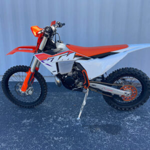 Alternative view of 2023 KTM 250 xc