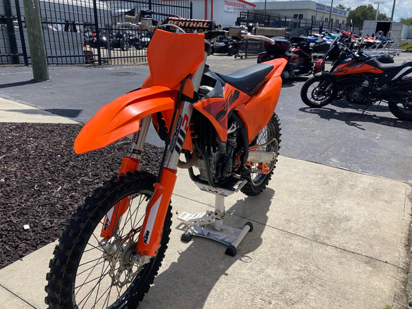 2025 KTM 250 SX-F - Image 2