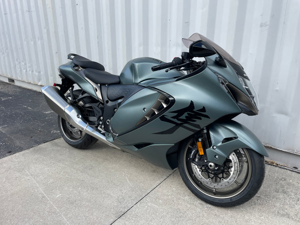 2025 Suzuki Hayabusa - Image 2