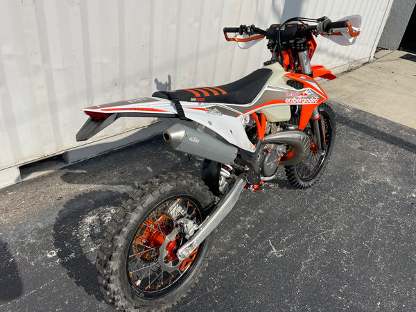 2022 KTM 300 XC-W TPI Erzbergrodeo
